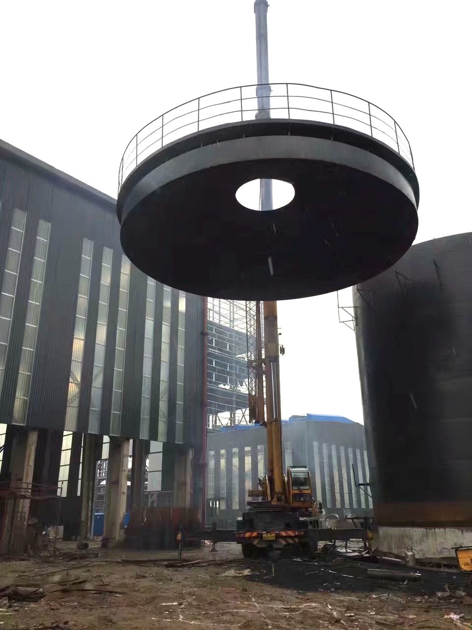 滎陽碳素行業尾氣處理-電捕焦油器 (2).jpg